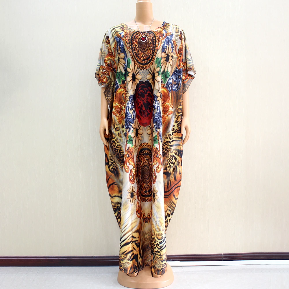 4 Colors (One Size) New African Print Elastic Bazin Rock Style Dashiki Sleeve Famous Suit For Lady KPZY01# 
4 Colors (One Size) New African Print Elastic Bazin Rock Style Dashiki Sleeve Famous Suit For Lady KPZY01#