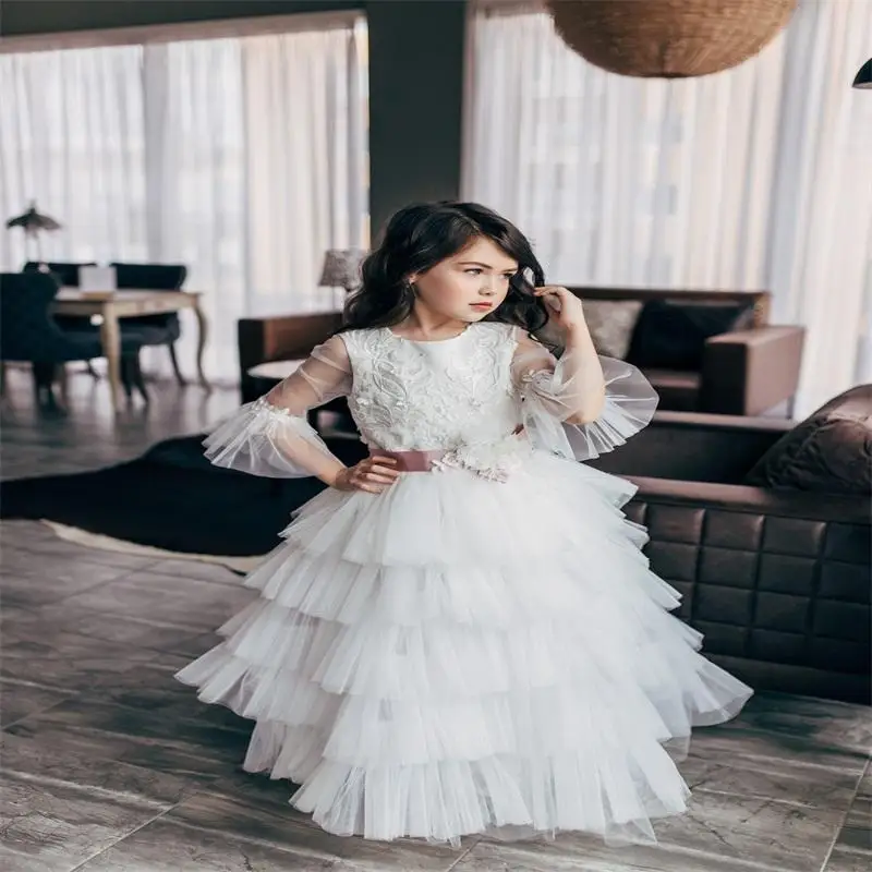 

2023 Cute Tulle Flower Girl Dresses Tiered Skirts Lace Applique Girls Pageant Gowns Kids Birthday Holy First Communion Dress