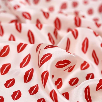 special 11.11 wide 108cm fashion red lips print silk satin stretch fabric 94% Silk & 6% Spandex 19 M/M
special 11.11 wide 108cm fashion red lips print silk satin stretch fabric 94% Silk & 6% Spandex 19 M/M