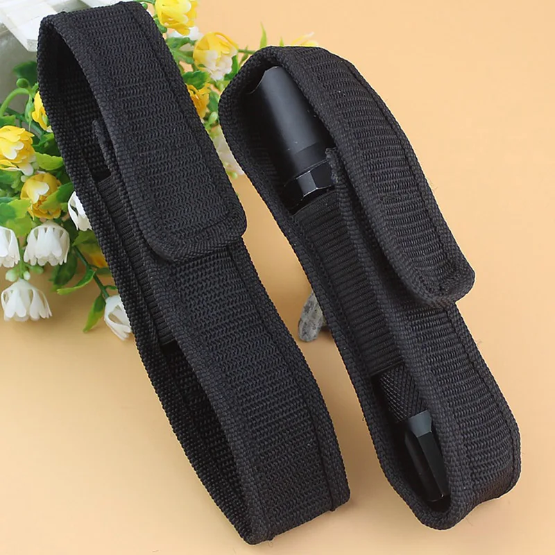 Tactical 360 Degrees Rotatable Flashlight Pouch Holster Torch Case Belt Torch Cover Hunting Lighting Clip Convenient outdoor Bag
Tactical 360 Degrees Rotatable Flashlight Pouch Holster Torch Case Belt Torch Cover Hunting Lighting Clip Convenient outdoor Bag