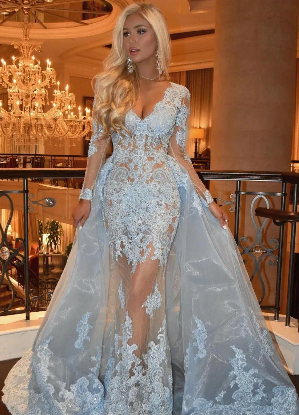 Sexy Long Sleeves Prom Dresses 2020 Vestidos Deep V Neck Appliques Lace Over Skirt Illusion Evening Dresses Formal Dresses
Sexy Long Sleeves Prom Dresses 2020 Vestidos Deep V Neck Appliques Lace Over Skirt Illusion Evening Dresses Formal Dresses