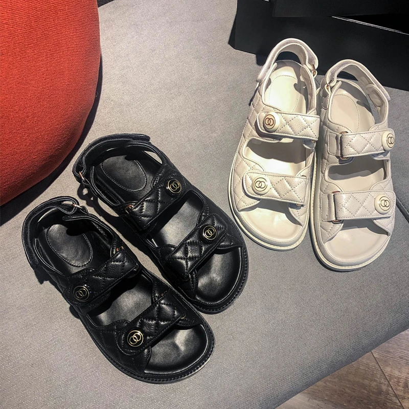 Фото Женская обувь Сандалии Коллекция 2020 года Летние белые сандалии на плоской