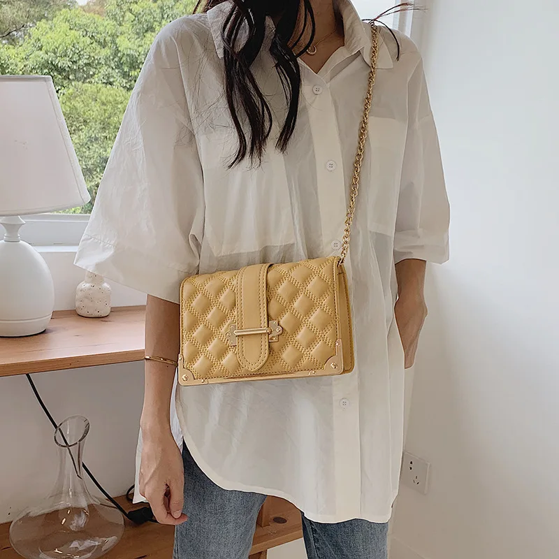 Female 2019 summer new wave Korean Ling lattice chain small square bag fashion embroidered line shoulder Messenger bag
Female 2019 summer new wave Korean Ling lattice chain small square bag fashion embroidered line shoulder Messenger bag
