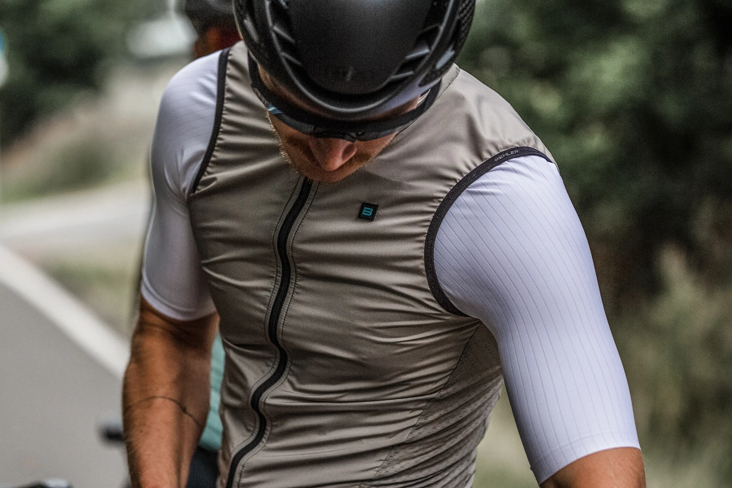 2019 autumn top quality PRO TEAM lightweight windproof cycling GILET men or women cycling wind vest 2.0 cycling outwear
2019 autumn top quality PRO TEAM lightweight windproof cycling GILET men or women cycling wind vest 2.0 cycling outwear