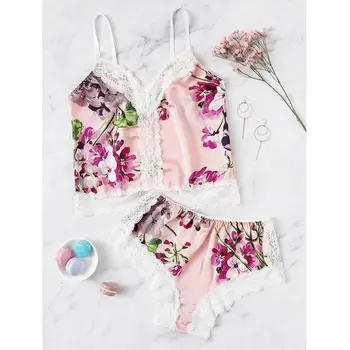 Summer Women Sexy Pajamas Smooth Silk-like Nightwear Pijamas Sleepwear Deep V Sling Lingerie Set 
Summer Women Sexy Pajamas Smooth Silk-like Nightwear Pijamas Sleepwear Deep V Sling Lingerie Set