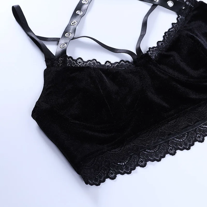 Dark Gothic Women Black Eyelet Strap Halter Camis 2021 Summer Lady Street Lace Spliced Hollow Sexy Short Length Camisole Top Dark Gothic Women Black Eyelet Strap Halter Camis 2021 Summer Lady Street Lace Spliced Hollow Sexy Short Length Camisole Top
