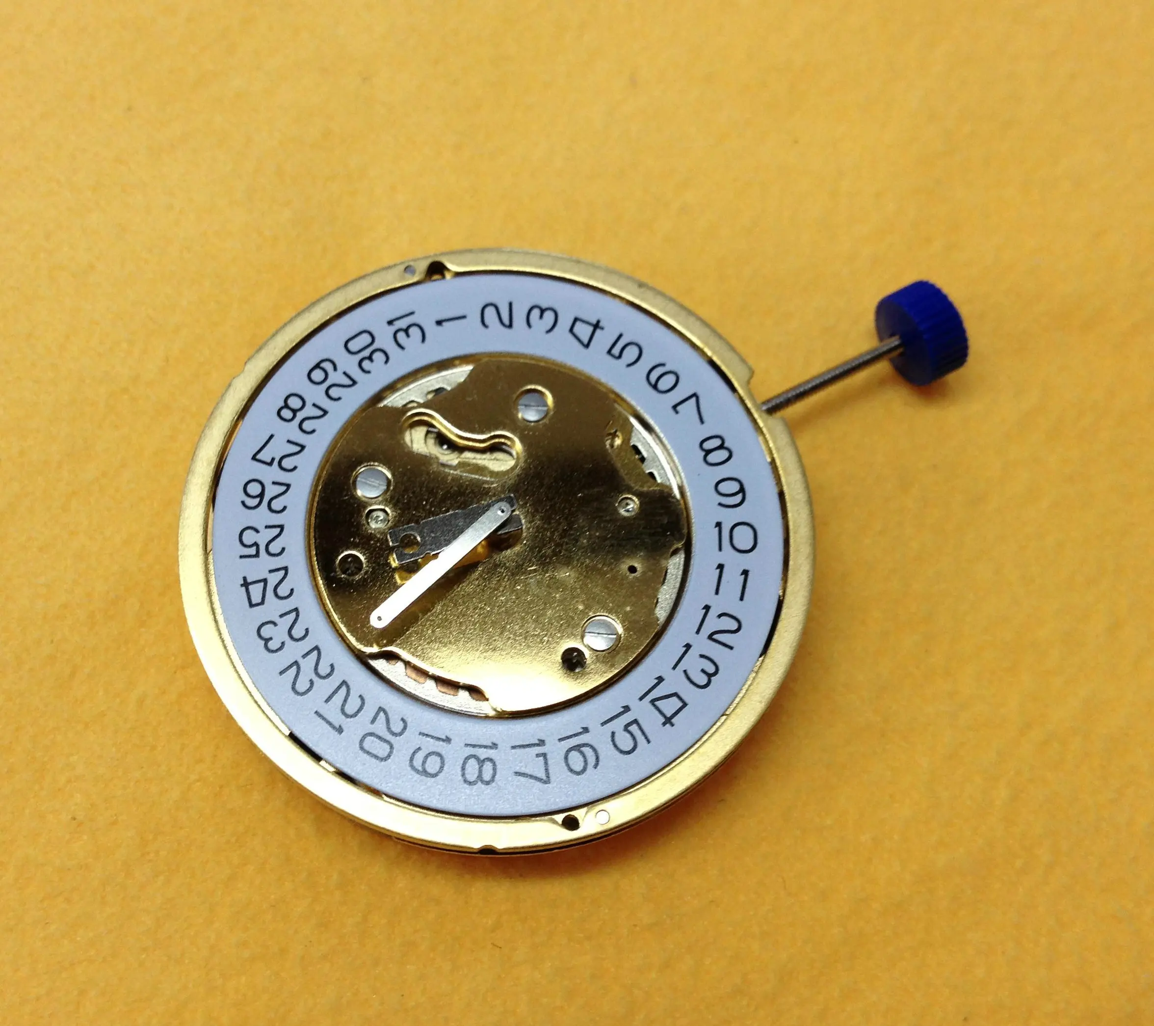 Watch accessories original Swiss ETA5030D movement quartz movement does not contain batteries The calendar is at four o 'clock
Watch accessories original Swiss ETA5030D movement quartz movement does not contain batteries The calendar is at four o 'clock
