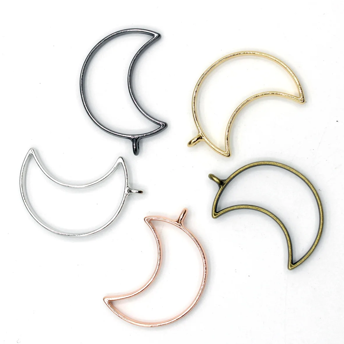 Metal Hollow Embossed Frame Resin Jewelry Making Frame Necklace Earring Pendant Mould 10pcs/lots 5 Color Crescent
Metal Hollow Embossed Frame Resin Jewelry Making Frame Necklace Earring Pendant Mould 10pcs/lots 5 Color Crescent
