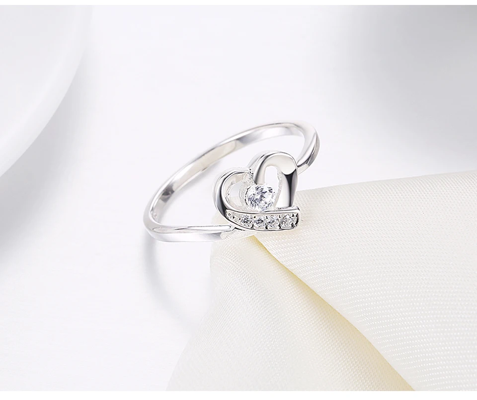SILVERHOO 925 Sterling Silver Rings For Women Zircon In Heart Shape Romantic Ring Party Fine Simple Gift Jewelry New Arrival SILVERHOO 925 Sterling Silver Rings For Women Zircon In Heart Shape Romantic Ring Party Fine Simple Gift Jewelry New Arrival