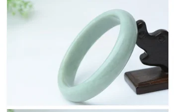 Natural jade jade bracelet women's gift floating flower bracelet Guizhou emerald light green wide version jade bracelet girl's b 
Natural jade jade bracelet women's gift floating flower bracelet Guizhou emerald light green wide version jade bracelet girl's b