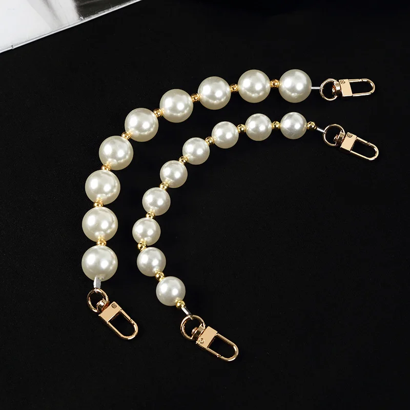 New Resin Pearl Strap for bags Handbag Accessories Short Bag Chain Strap DIY Purse replacement Handles Cute Crystal Bead Chain
New Resin Pearl Strap for bags Handbag Accessories Short Bag Chain Strap DIY Purse replacement Handles Cute Crystal Bead Chain