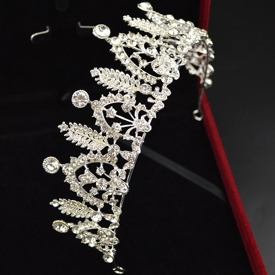 Luxury Wedding Bridal Austria Crystal Tiara Crowns Princess Queen Party Prom Rhinestone Tiara Headband Hair Jewelry Accessories
Luxury Wedding Bridal Austria Crystal Tiara Crowns Princess Queen Party Prom Rhinestone Tiara Headband Hair Jewelry Accessories