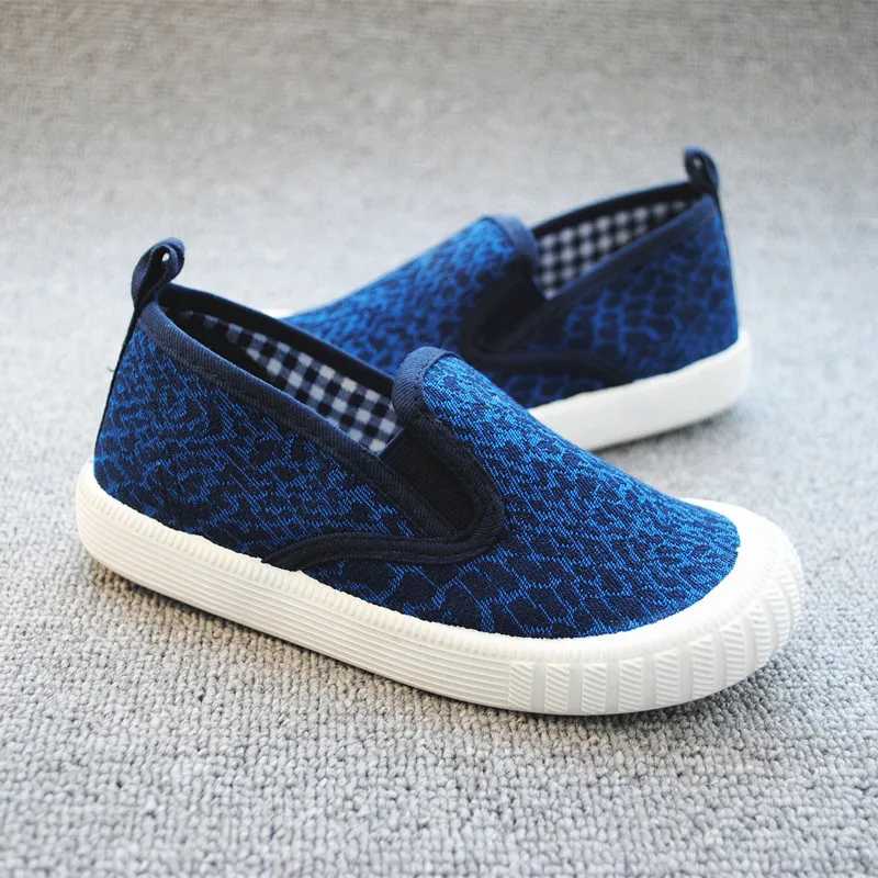 Eduba Spring And Autumn Men And Women Children Canvas Shoes Blue Snakeskin Denim Fabric Double Elastic Foot Covering Child 
Eduba Spring And Autumn Men And Women Children Canvas Shoes Blue Snakeskin Denim Fabric Double Elastic Foot Covering Child