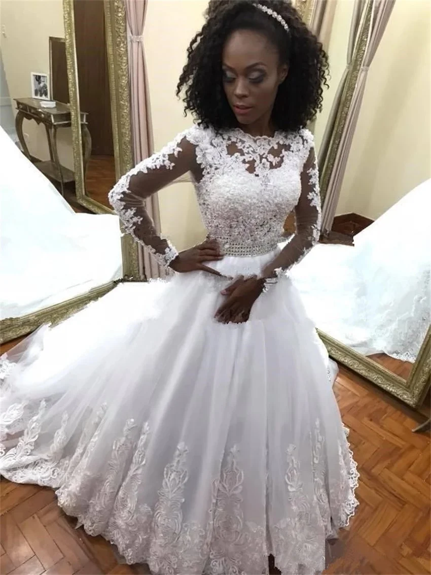 Vintage A-Line Long Lace Wedding Dresses O-Neck with Sleeve Zipper Back Sweep Train empire Bridal Gowns for Women Custom Made 
Vintage A-Line Long Lace Wedding Dresses O-Neck with Sleeve Zipper Back Sweep Train empire Bridal Gowns for Women Custom Made