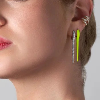 high quality gold color micro pave cz long spike hoop earring 2020 trendy women jewelry
high quality gold color micro pave cz long spike hoop earring 2020 trendy women jewelry