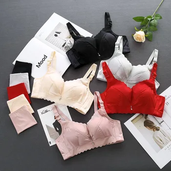 Glossy Satin Wireless Bra Set Summer Sexy Women underwear Women Ruffled Bra Ice Silk Briefs Sets
Glossy Satin Wireless Bra Set Summer Sexy Women underwear Women Ruffled Bra Ice Silk Briefs Sets