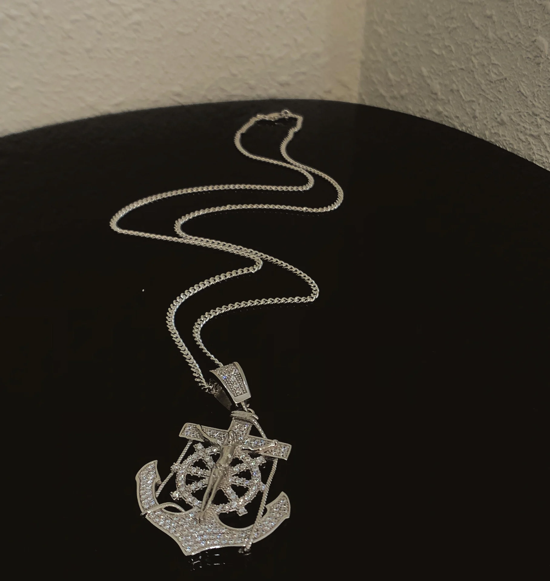 Popular Hip Hop Style Personality 925 Silver Necklace Inlaid Zircon Diamond-studded Sailing Anchor Jewely For Couple
Popular Hip Hop Style Personality 925 Silver Necklace Inlaid Zircon Diamond-studded Sailing Anchor Jewely For Couple