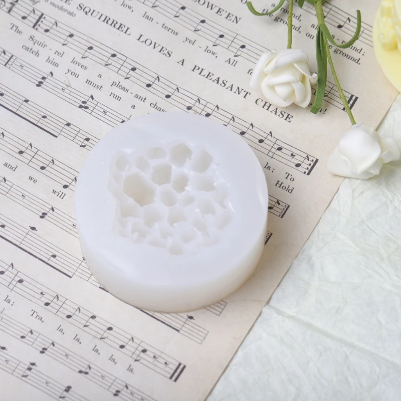 Crystal Cluster Epoxy Resin Mold Aromatherapy Plaster Soap Candle Silicone Mould DIY Crafts Ornaments Casting Tool
Crystal Cluster Epoxy Resin Mold Aromatherapy Plaster Soap Candle Silicone Mould DIY Crafts Ornaments Casting Tool