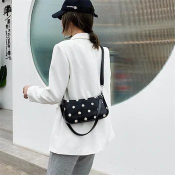 Fashion Tote Bags leather Small daisies Shoulder Bag Luxury Handbags Women Bags Messenger Bag Female Purse Subaxillary bags
Fashion Tote Bags leather Small daisies Shoulder Bag Luxury Handbags Women Bags Messenger Bag Female Purse Subaxillary bags