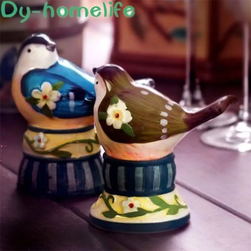 European-style Hand-painted Bird Embossed Ceramic Toothpick Box 1 Pair of Gift Box Home Gift Ornaments Crafts Toothpick Can
European-style Hand-painted Bird Embossed Ceramic Toothpick Box 1 Pair of Gift Box Home Gift Ornaments Crafts Toothpick Can