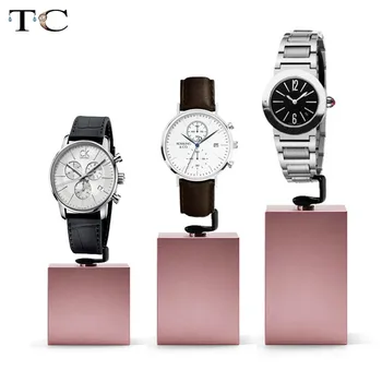 Metal Base Watch Display Stand Bracket Bracelet Display Stand Rotating C Ring Watch Display Display Props
Metal Base Watch Display Stand Bracket Bracelet Display Stand Rotating C Ring Watch Display Display Props