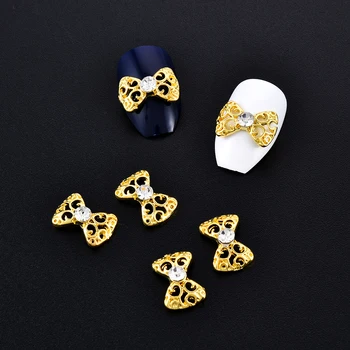10pcs Gold Hollow Bowknot Glitter Rhinestones For Nails Alloy Christmas Holiday Celebration Nail Art Decorations 3d Nail Jewelry 
10pcs Gold Hollow Bowknot Glitter Rhinestones For Nails Alloy Christmas Holiday Celebration Nail Art Decorations 3d Nail Jewelry