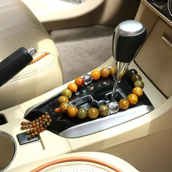 Car-following Good Car Hand Sha Gear Car Hanging Crystal Buddhist Prayer Bead Hanging Decoration Dragon Design Agate Hand Beads 
Car-following Good Car Hand Sha Gear Car Hanging Crystal Buddhist Prayer Bead Hanging Decoration Dragon Design Agate Hand Beads