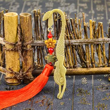 Metal Bookmark Creative Personality Chinese Style Bookmark Retro Style Classical Small Gift Boxed Student Stationery
Metal Bookmark Creative Personality Chinese Style Bookmark Retro Style Classical Small Gift Boxed Student Stationery