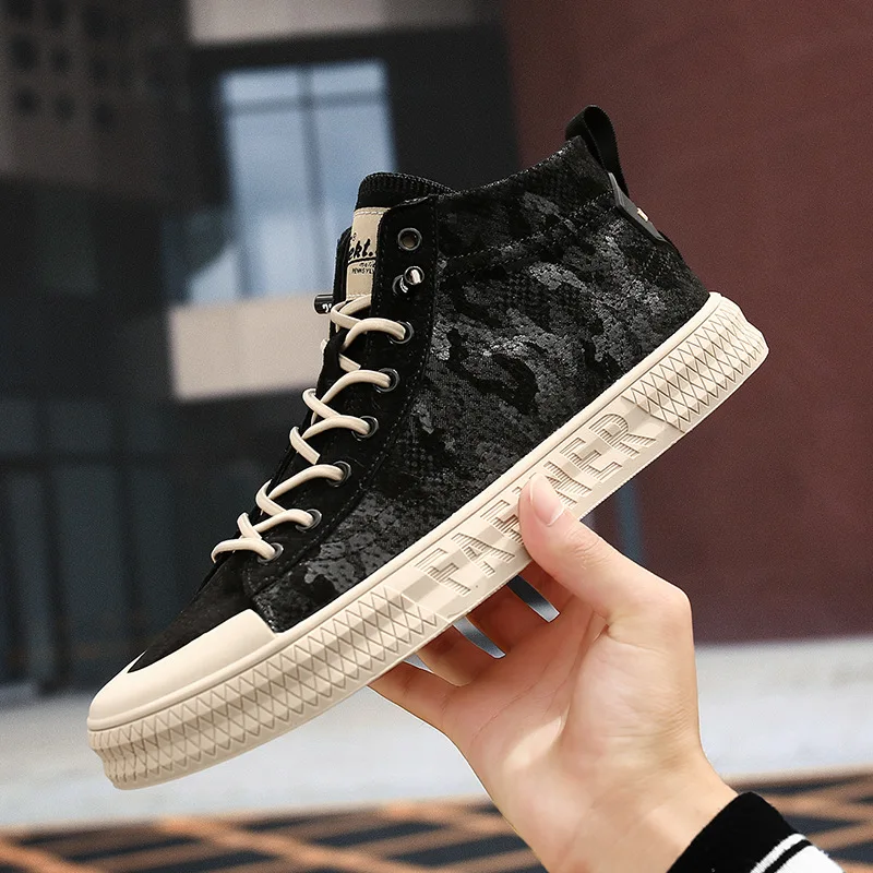 Genuine Leather Shoes Men Camouflage High Top Sneakers for Men Footwear Walking Shoes Designer Trainers Zapato Cuero Hombre 
Genuine Leather Shoes Men Camouflage High Top Sneakers for Men Footwear Walking Shoes Designer Trainers Zapato Cuero Hombre
