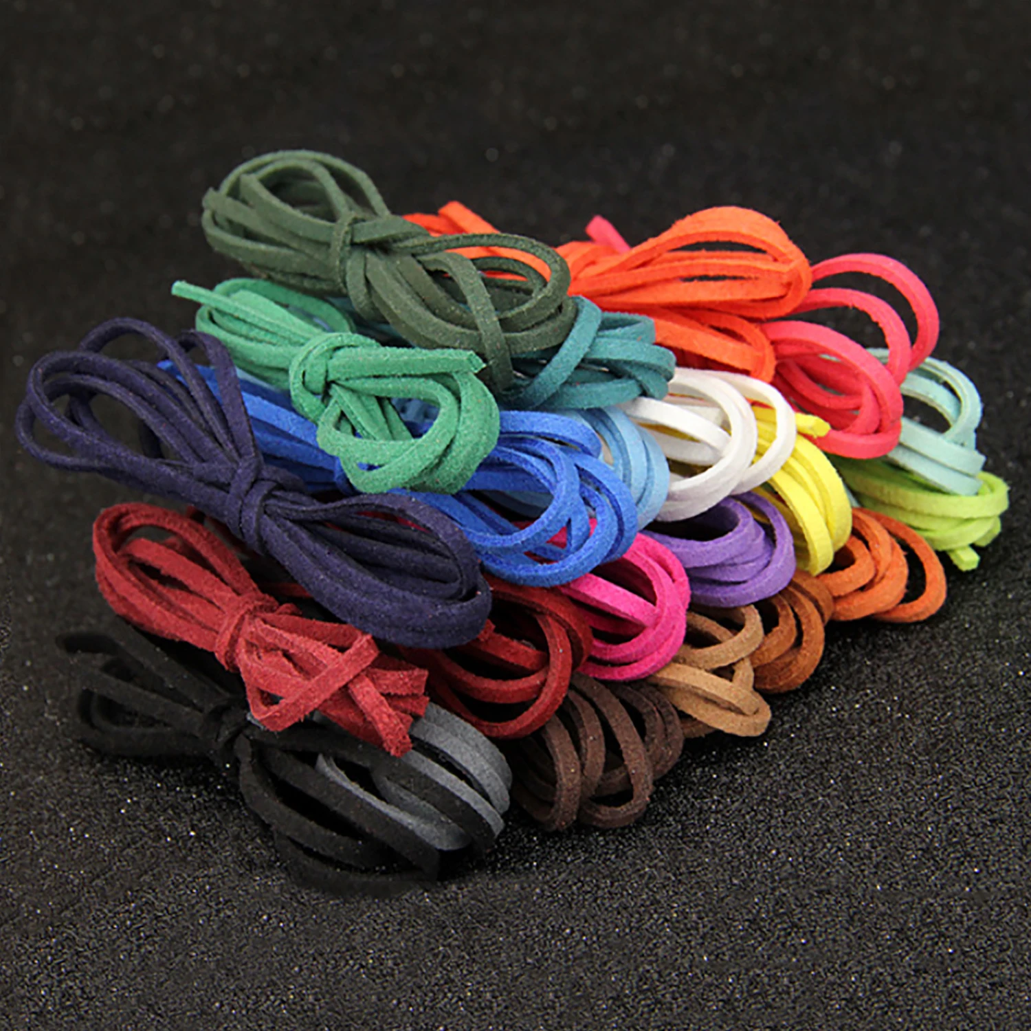 3mm Flat Faux Suede Korean Velvet Leather Cord Multi Color Thread Rope String DIY for Jewelry Making Bracelet Necklace Acc.
3mm Flat Faux Suede Korean Velvet Leather Cord Multi Color Thread Rope String DIY for Jewelry Making Bracelet Necklace Acc.