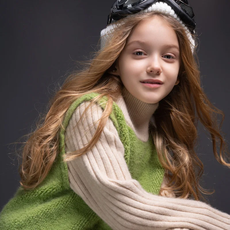 Middle School Children's Sweaters Girl's Half High Neck Sweater Children's Granular Velvet Thickened Sweater Autumn Winter Coat
Middle School Children's Sweaters Girl's Half High Neck Sweater Children's Granular Velvet Thickened Sweater Autumn Winter Coat