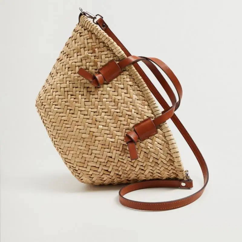 

2021 ladies handbag leisure wicker woven basket bag rattan summer beach straw woven large capacity extra large messenger bag