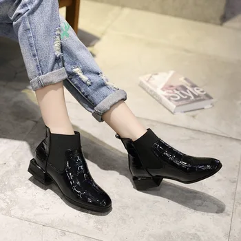 Square Toe Elastic Band Solid Women Ankle Boots Low Square Heel Sewing Vintage Boots Autumn 2121 Chelsea Fashion Big Size Shoes
Square Toe Elastic Band Solid Women Ankle Boots Low Square Heel Sewing Vintage Boots Autumn 2121 Chelsea Fashion Big Size Shoes