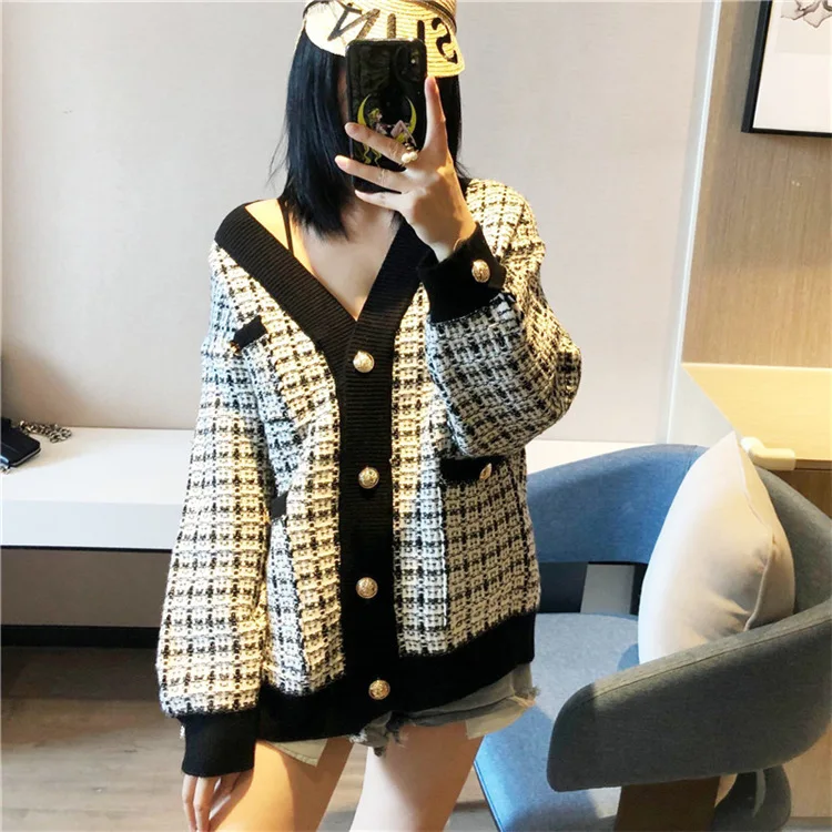 Brands LEHNO Small Fragrance Sweater Cardigan Female Bat Sleeve Loose Sweater Jacket Ladies Bright Silk Long-sleeved Sweater
Brands LEHNO Small Fragrance Sweater Cardigan Female Bat Sleeve Loose Sweater Jacket Ladies Bright Silk Long-sleeved Sweater