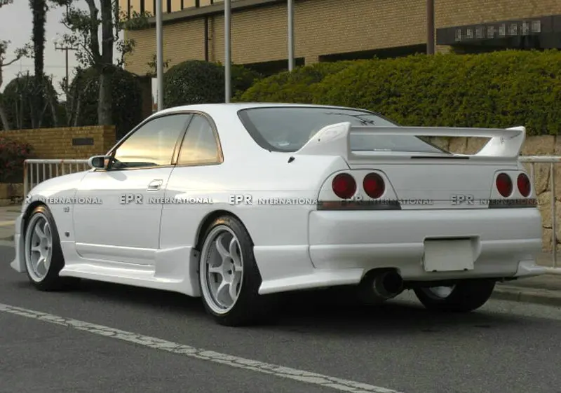 Fiber Glass Rear Bumper Spats For Skyline R33 GTR Top Secret
Fiber Glass Rear Bumper Spats For Skyline R33 GTR Top Secret
