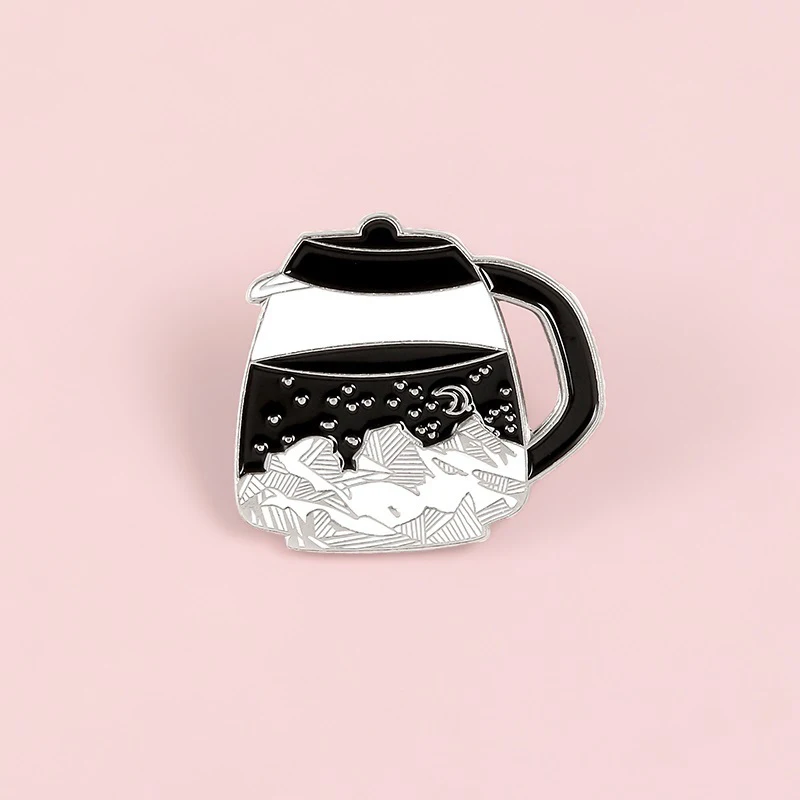 Caff-pentola-di-smalto-Spilli-cielo-Notturno-stella-luna-nero-Spille-per-le-donne-mountain-regali (4)