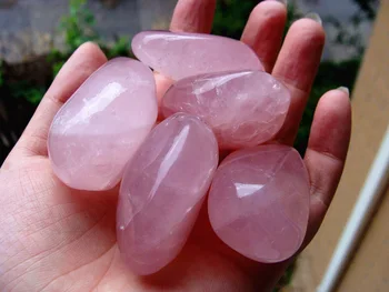 Natural jewelry healing stone" heart wheel energy stone high quality powder crystal
Natural jewelry healing stone" heart wheel energy stone high quality powder crystal