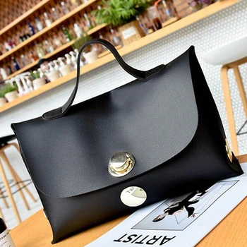 High Quality Large Metal Round Buckle Portable Generous Package Simple Large Capacity Handbag Ladies Large Tote
High Quality Large Metal Round Buckle Portable Generous Package Simple Large Capacity Handbag Ladies Large Tote