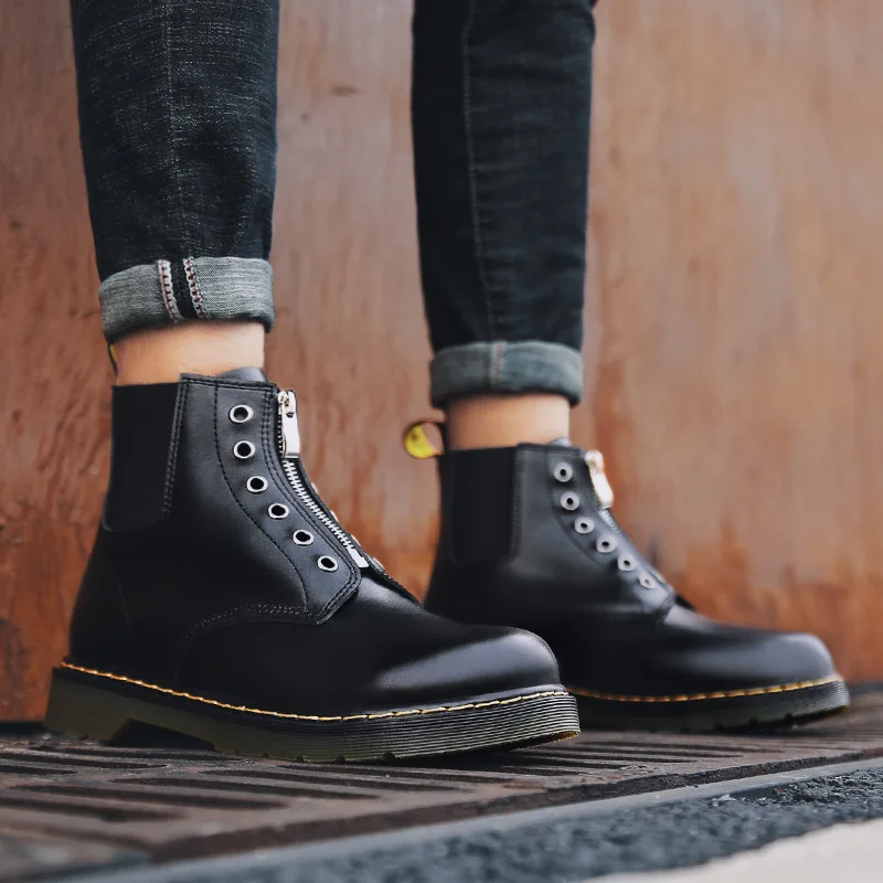 Winter Martin Boots Men's Hight-top England plus Velvet Warm Combat Boots Mid-high Leather Boot Fashion Short Boots Trend Men's
Winter Martin Boots Men's Hight-top England plus Velvet Warm Combat Boots Mid-high Leather Boot Fashion Short Boots Trend Men's