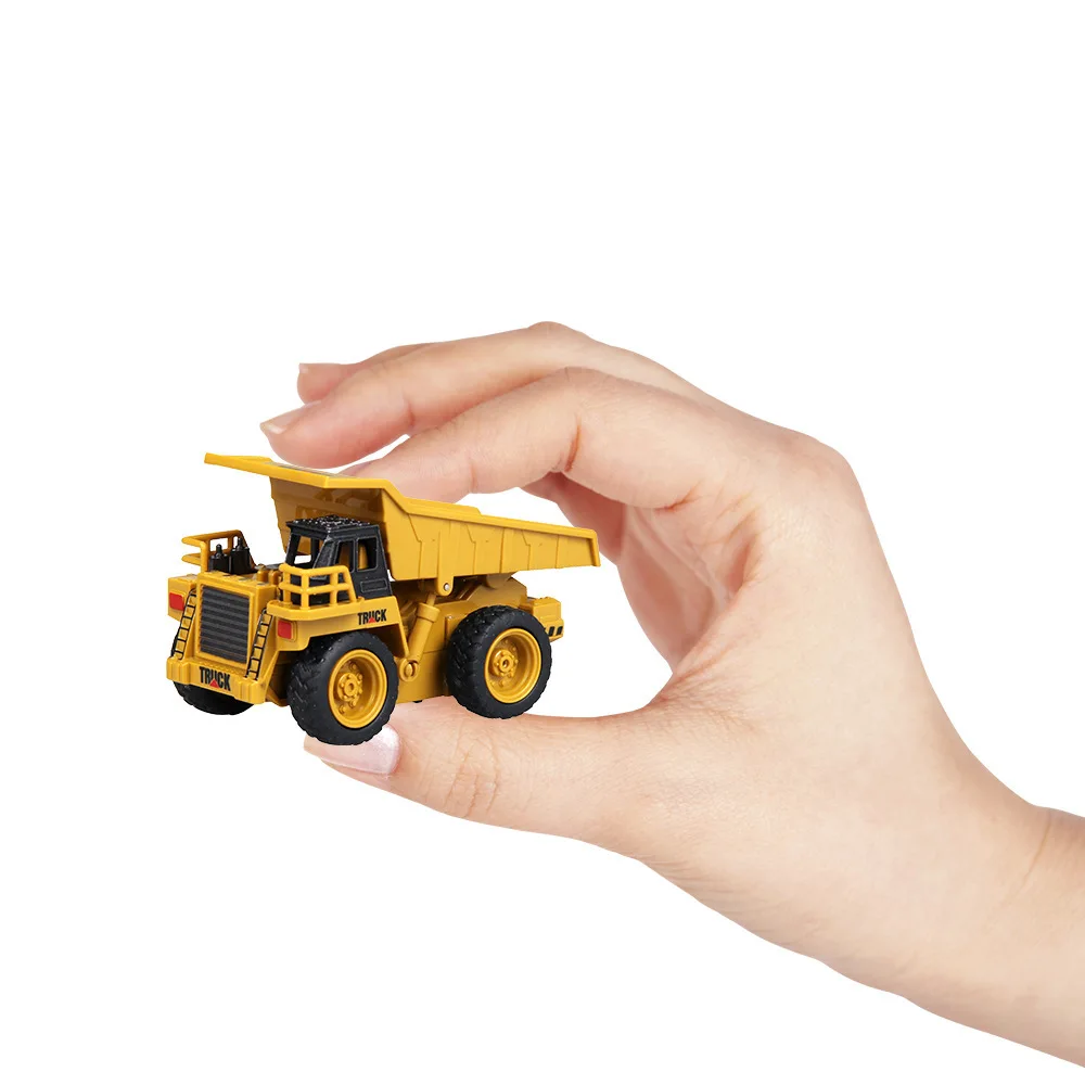 Innovation God Qiwei Mini 4-Way Remote Control Engineering Vehicle Bulldozing Forklift Crane Toy Hot Selling New Products
Innovation God Qiwei Mini 4-Way Remote Control Engineering Vehicle Bulldozing Forklift Crane Toy Hot Selling New Products