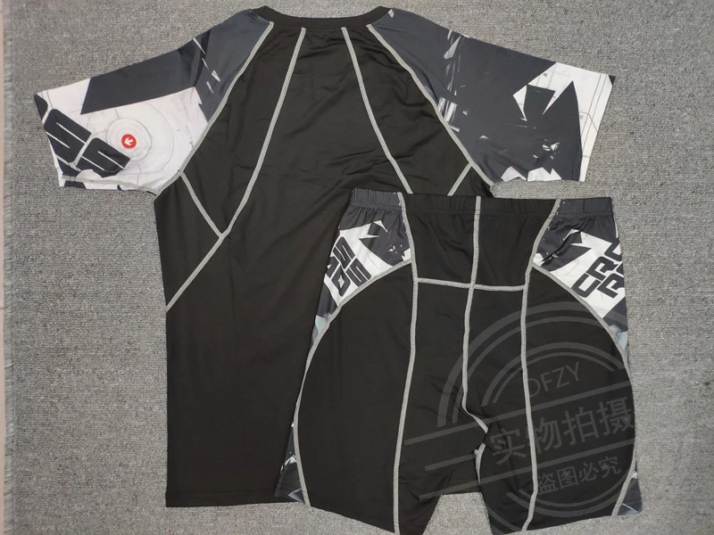 New Men's Training Compression Sport Suit Male Mma Rashguard Body Building Top Fitness Sport Bodybuilding Set New Men's Training Compression Sport Suit Male Mma Rashguard Body Building Top Fitness Sport Bodybuilding Set