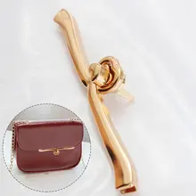 Metal Rotary Lock Bag Hardware Heart Shape DIY Durable Woven Bag Accessory Twist Lock Turn Lock Gold Color Bag Clasp New
Metal Rotary Lock Bag Hardware Heart Shape DIY Durable Woven Bag Accessory Twist Lock Turn Lock Gold Color Bag Clasp New