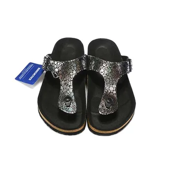 2020 Original Birkenstock Summer Slippers Shoes Men Slip on Flat Flip Flops Toe Slides Ankle buckle Design Size 35-46
2020 Original Birkenstock Summer Slippers Shoes Men Slip on Flat Flip Flops Toe Slides Ankle buckle Design Size 35-46