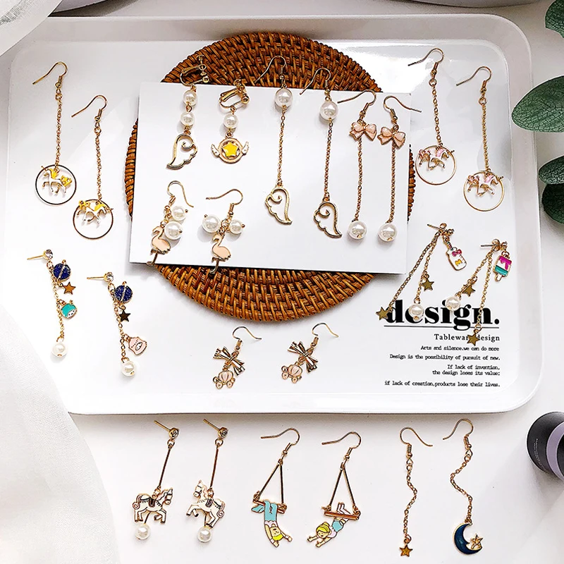 Funny Long Asymmetric Earrings Originality Ear-free Hole Eardrop Women Simple Personality Dangle Earrings Cartoon Girl Jewelry
Funny Long Asymmetric Earrings Originality Ear-free Hole Eardrop Women Simple Personality Dangle Earrings Cartoon Girl Jewelry