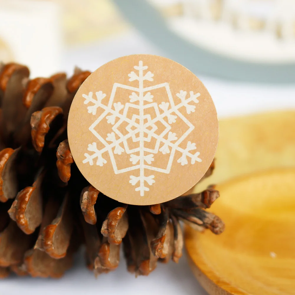 120pcs Kraft Paper Sticker Round Label Snowflake Handmade Sticker Baking Packaging Seal Sticker Christmas Decoration
120pcs Kraft Paper Sticker Round Label Snowflake Handmade Sticker Baking Packaging Seal Sticker Christmas Decoration