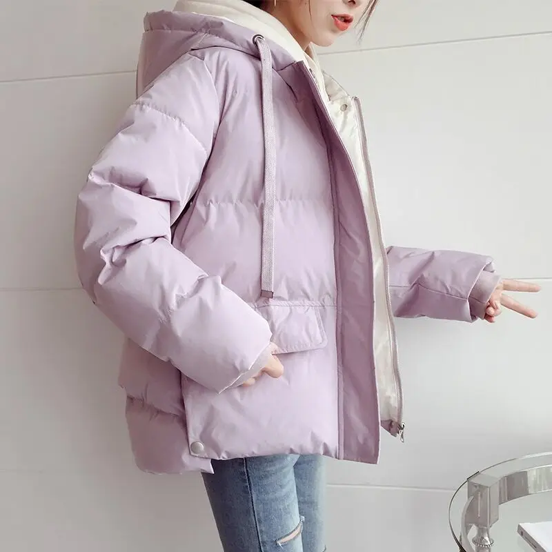 Куртка женская зимняя с хлопковой подкладкой короткая однотонная 2021 | Женская