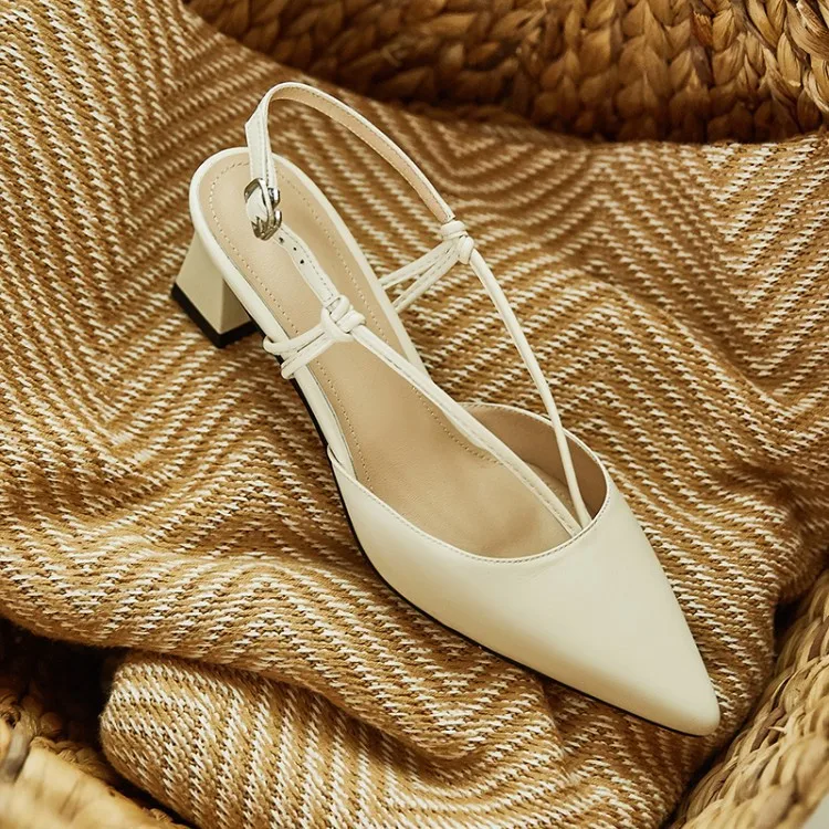 2020 Spring And Summer Gentle Korean-style after Empty Sandals in Pure Leather Closed-toe Fashion Genuine Leather Semi-high Heel
2020 Spring And Summer Gentle Korean-style after Empty Sandals in Pure Leather Closed-toe Fashion Genuine Leather Semi-high Heel