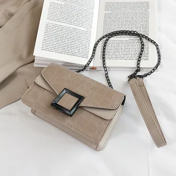 Spring and summer new retro crocodile pattern chain small square bag shoulder messenger bag female light literary art
Spring and summer new retro crocodile pattern chain small square bag shoulder messenger bag female light literary art