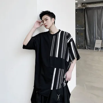 Male Japan Karajuku Gothic Tee Shirt Streetwear Hip Hop T-shirt Men Summer Short Sleeve Stripe Splice Loose T Shirt 
Male Japan Karajuku Gothic Tee Shirt Streetwear Hip Hop T-shirt Men Summer Short Sleeve Stripe Splice Loose T Shirt