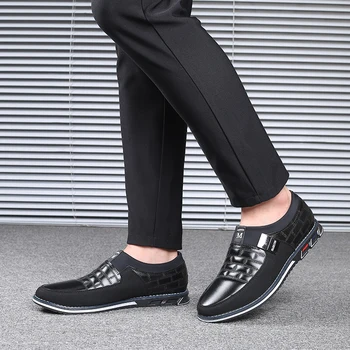 new size 38-48 Leather Men Casual Shoes Brand Mens Loafers Moccasins Breathable Slip on Black Driving Shoes Big Size
new size 38-48 Leather Men Casual Shoes Brand Mens Loafers Moccasins Breathable Slip on Black Driving Shoes Big Size